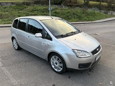 Usado Ford C-MAX Ghia 115 CV (84 kW) 2005 Gris / plata Monovolumen