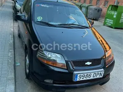 Usado Chevrolet Kalos Sport 94 CV (69 kW) 2005 Negro Berlina