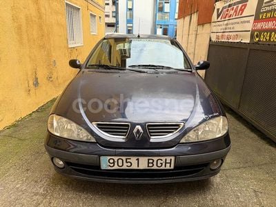 Azul Usado 2001 Renault Mégane Berlina | 1500 €