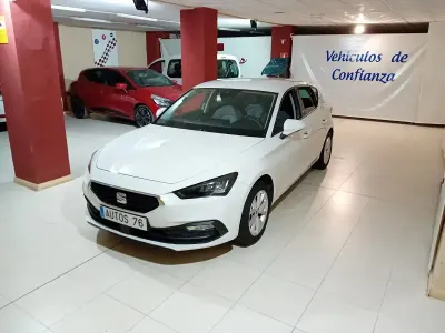 Käytetty Seat Leon Reference 115 HP (84 kW) 2021 Valkoinen