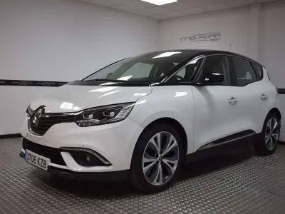 Usado Renault Scenic E-Tech Zen 140 CV (102 kW) 2019 Blanco Monovolumen