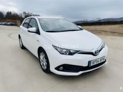 Usado Toyota Auris Hybrid