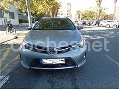 Toyota Auris Hybrid