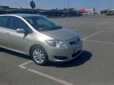 Usado Toyota Auris Sol 126 CV (92 kW) 2008 Beige Utilitario