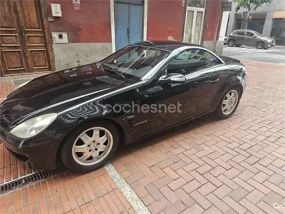 Usado Mercedes SLK200 163 CV (119 kW) 2005 Negro Descapotable