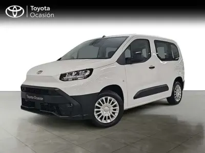 Usado Toyota Proace City Advance 131 CV (96 kW) 2025 Blanco Monovolumen