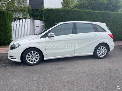 Mercedes B180