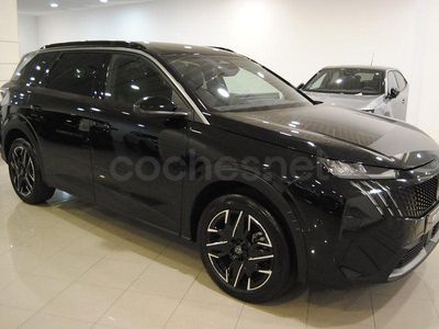 Usado Peugeot 5008 Allure 136 CV (100 kW) 2025 Negro SUV
