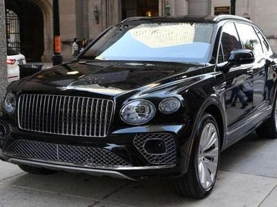 Negro Nuevo 2025 Bentley Bentayga SUV | 286.900 €