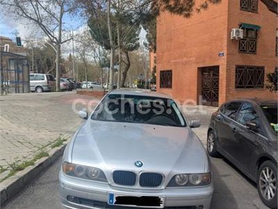 BMW 525