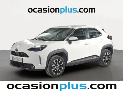 Usado Toyota Yaris Hybrid Active 116 CV (85 kW) 2022 Blanco SUV