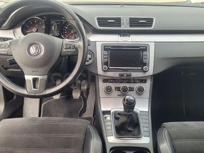 Usado VW CC 160 CV (117 kW) 2013 Beige Berlina