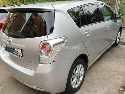 Gris / plata Usado 2011 Toyota Verso Active Monovolumen | 8500 € (Precio justo)