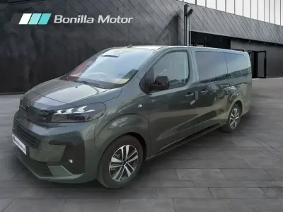 Nuevo Peugeot Traveller Business-Line 180 CV (132 kW) 2026 Verde Monovolumen