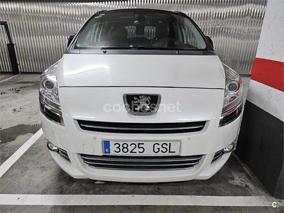 Blanco Usado 2009 Peugeot 5008 Sport Monovolumen | 7500 € (Caro)