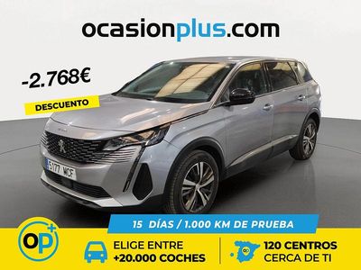 Usado Peugeot 5008 Allure 130 CV (95 kW) 2022 Gris / plata SUV