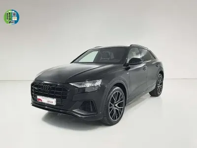 Usado Audi Q8 Ambiente 286 CV (210 kW) 2022 Negro SUV