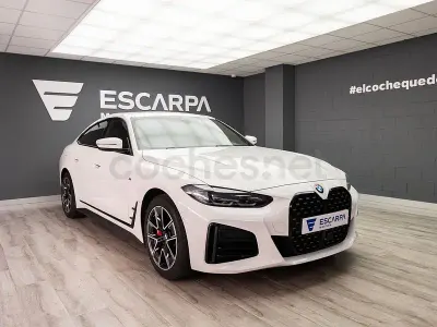 Begagnad BMW 420 190 HK (139 kW) 2021 Vit Sportkupé