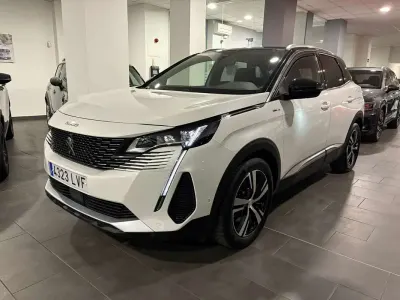 Käytetty Peugeot 3008 GT 224 HP (164 kW) 2021 Valkoinen Katumaasturi