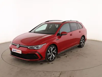 Usado VW Golf VIII R-line 150 CV (110 kW) 2021 Rojo Familiar