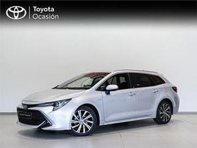 Usado Toyota Corolla Style 122 HP (89 kW) 2022 Prateado Carrinha