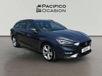 Usado Seat Leon ST FR 110 CV (80 kW) 2023 Gris Familiar