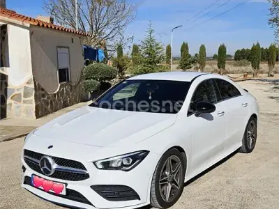 Usado Mercedes CLA200 156 CV (114 kW) 2019 Blanco Coupe
