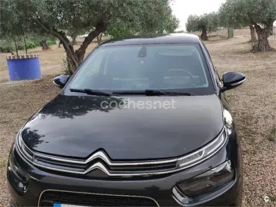 Używany Citroën C4 Feel 110 KM (80 kW) 2018 Czarny Sedan/Limuzyna