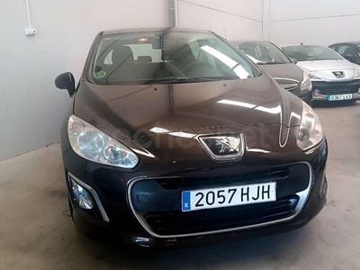 Usado Peugeot 308 Access 92 CV (67 kW) 2012 Marrón Berlina