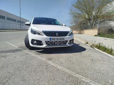 Usado Peugeot 308 130 CV (95 kW) 2019 Blanco Berlina