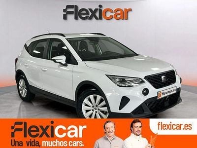 Usado Seat Arona Style 110 CV (80 kW) 2024 Blanco SUV