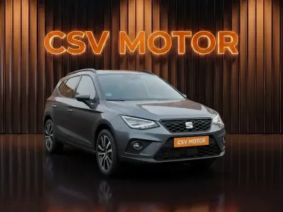 Usado Seat Arona Style 115 CV (84 kW) 2025 Gris SUV