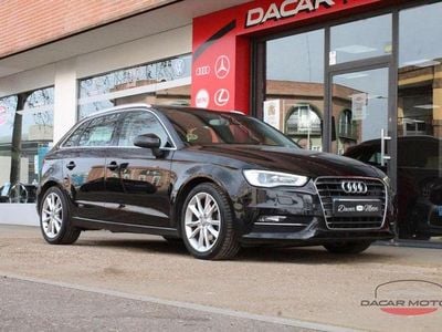 Usado Audi A3 Sportback Ambition 105 CV (77 kW) 2013 Negro Utilitario