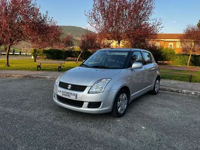 Usado Suzuki Swift GL 75 CV (55 kW) 2009 Gris / plata Utilitario