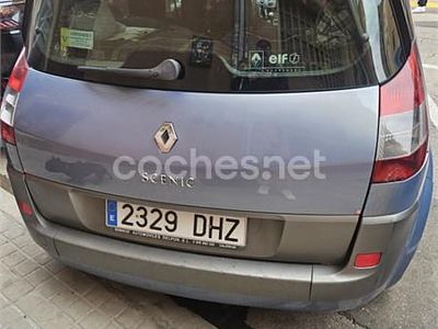 Azul Usado 2005 Renault Scénic II Dynamique Monovolumen | 3000 € (Un poco caro)