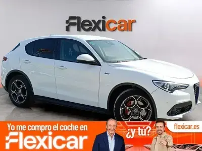 Usado Alfa Romeo Stelvio Sprint 160 CV (117 kW) 2021 Blanco SUV