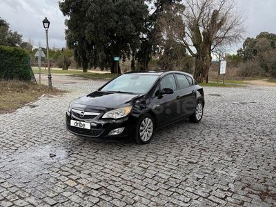 Usado Opel Astra Enjoy 110 CV (80 kW) 2010 Negro Berlina