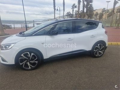 Usado Renault Scénic IV Edition One 110 CV (80 kW) 2018 Blanco Monovolumen