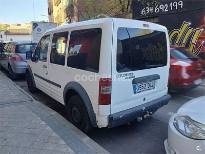 Usado Ford Tourneo Connect Trend 95 CV (69 kW) 2013 Blanco Monovolumen