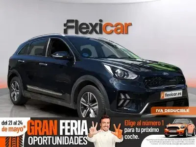 Käytetty Kia Niro 141 HP (103 kW) 2021 Musta Katumaasturi