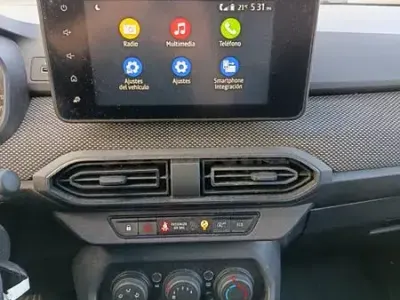 Usado Dacia Jogger Expression 100 CV (73 kW) 2022 Blanco Monovolumen