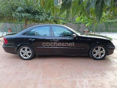 Mercedes E320