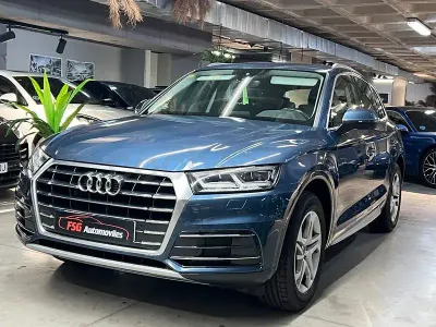 Käytetty Audi Q5 150 HP (110 kW) 2018 Sininen Katumaasturi
