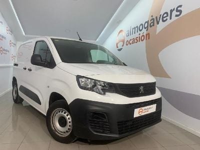 Usado Peugeot Partner 102 CV (75 kW) 2023 Blanco Monovolumen