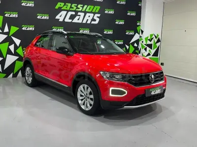Usado VW T-Roc Life 110 CV (80 kW) 2022 Rojo SUV