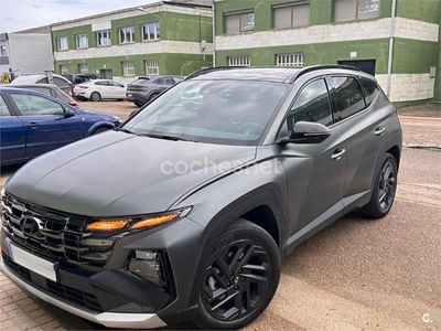 Usado Hyundai Tucson 215 CV (158 kW) 2025 Gris / plata SUV