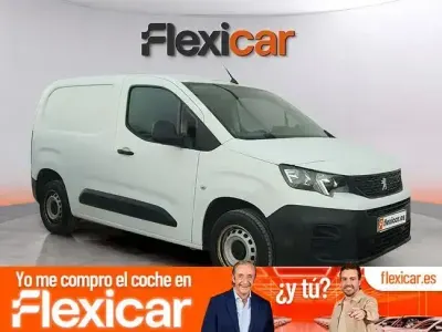 Usado Peugeot Partner 75 CV (55 kW) 2019 Blanco Monovolumen