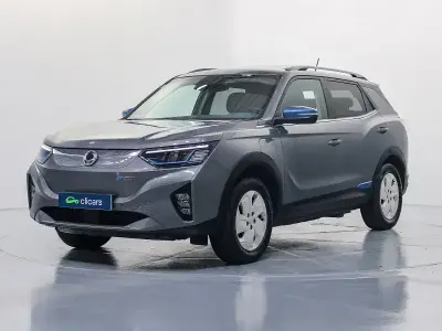Usado SsangYong Korando Limited 139 kW (190 CV) 2022 Azul SUV