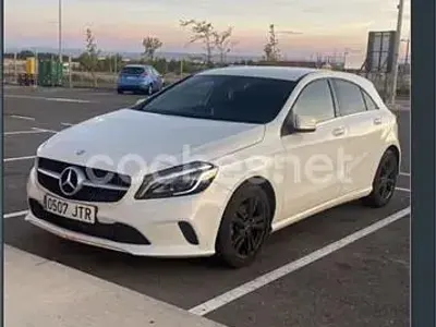 Usado Mercedes A200 Urban 136 CV (100 kW) 2016 Blanco Utilitario