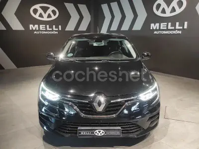 Usado Renault Mégane II Intens 115 CV (84 kW) 2022 Negro Berlina